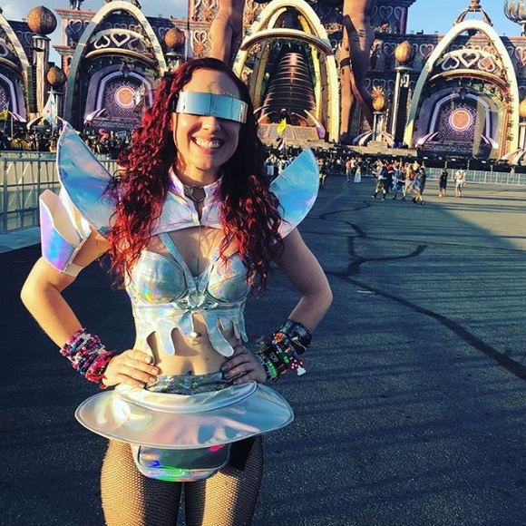 SOLD Holographic dripping rave festival crop - Picture 4 of 7